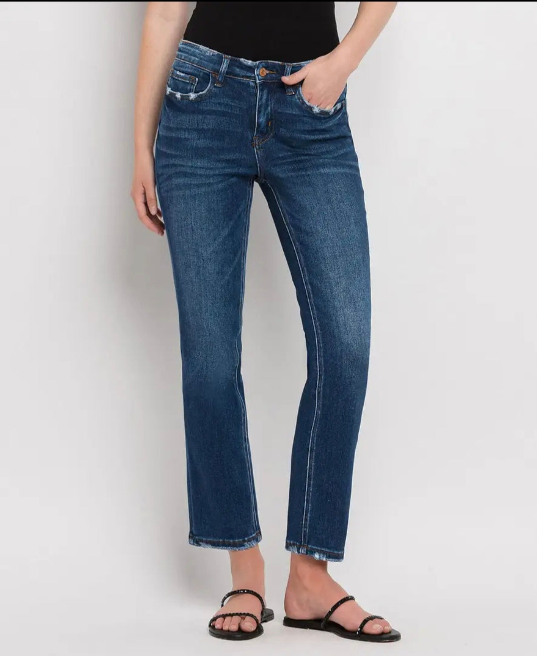 Flying Monkey Mid Rise Ankle Slim
Straight Jeans F4999