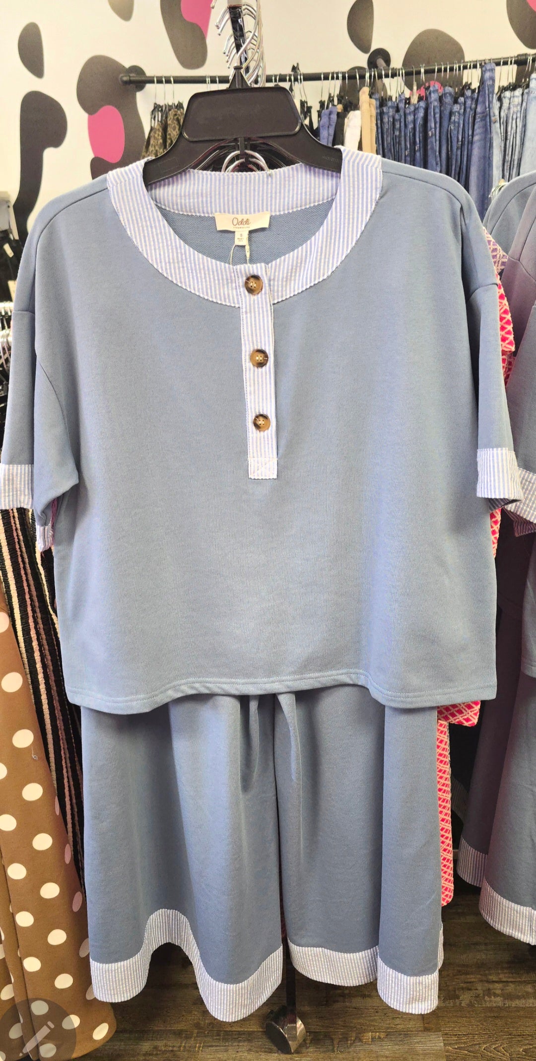Two-Piece Contrast-Trim Henley Top and Pants Set